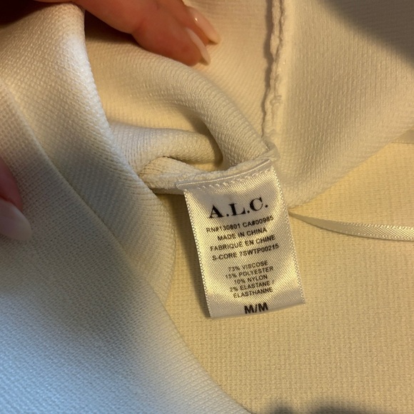A.L.C. Women's White Crop Top - Picture 4 of 4